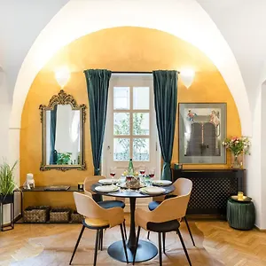  Apartment Adam's - Location